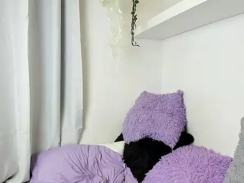 santy-kitty online show from 12/14/24, 12:55