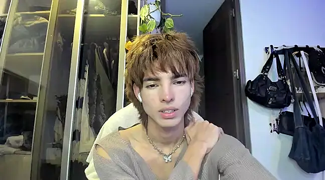 santy-kitty online show from 01/27/25, 11:54