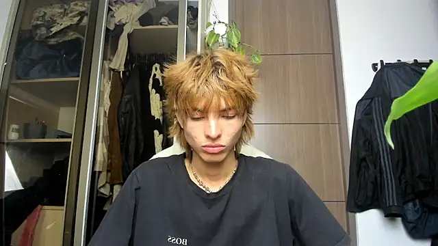 santy-kitty online show from 02/22/25, 03:23