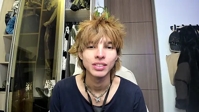 santy-kitty online show from 02/27/25, 03:47