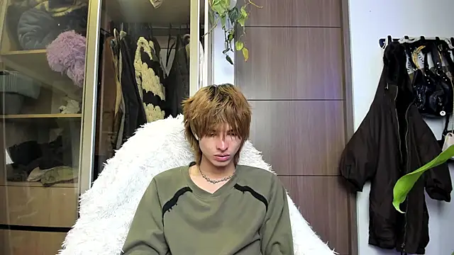 santy-kitty online show from 03/12/25, 02:20