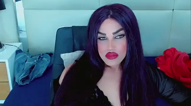 NathaliaCross online show from 12/18/24, 11:08