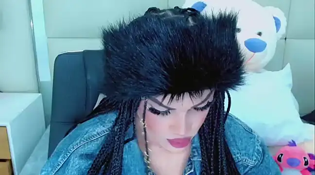 NathaliaCross online show from 01/22/25, 04:33