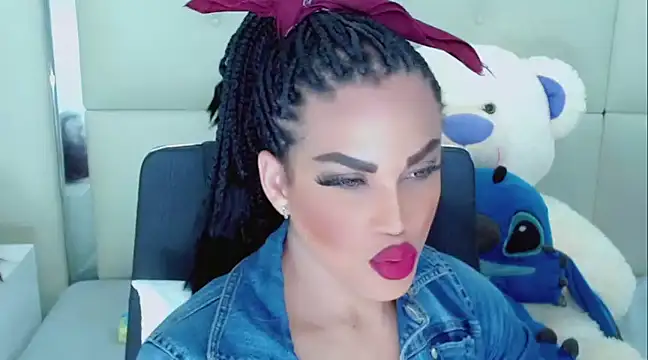 NathaliaCross online show from 02/13/25, 04:32