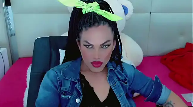 NathaliaCross online show from 02/26/25, 12:05