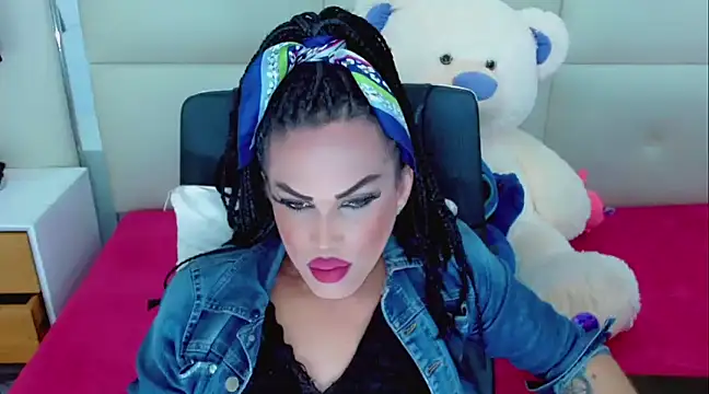 NathaliaCross online show from 03/06/25, 10:47