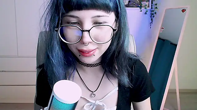 MoriHorri online show from 12/15/24, 12:40