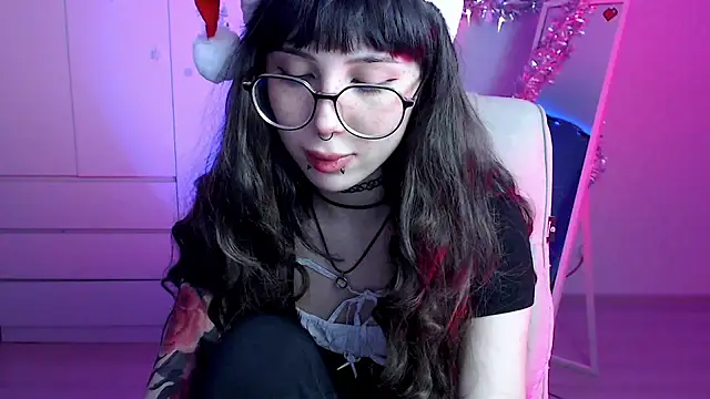 MoriHorri online show from 12/28/24, 01:08