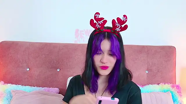 AlliciaKim online show from 12/08/24, 07:11