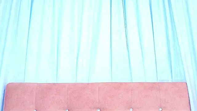 Snapshot of AlliciaKim chatting on 11/01/25, 07:16 AlliciaKim online show from 11/01/25, 07:16