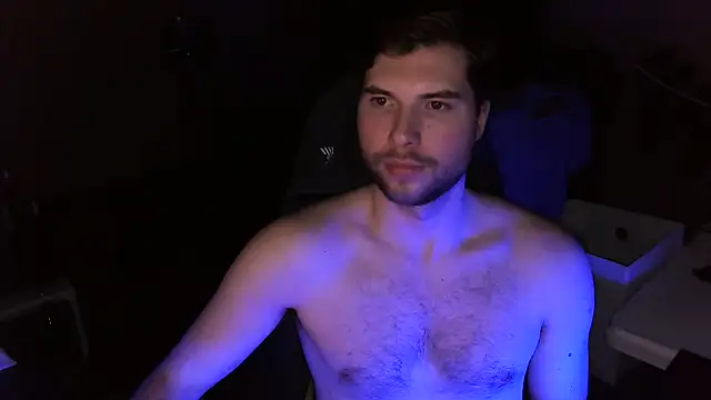 Snapshot of Ironman220 chatting on 03/18/25, 05:53 Ironman220 online show from 03/18/25, 05:53