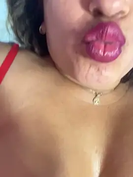 Snapshot of perlita05 chatting on 09/19/25, 09:00 perlita05 online show from 09/19/25, 09:00