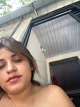 Snapshot of perlita05 chatting on 10/02/25, 11:56 perlita05 online show from 10/02/25, 11:56