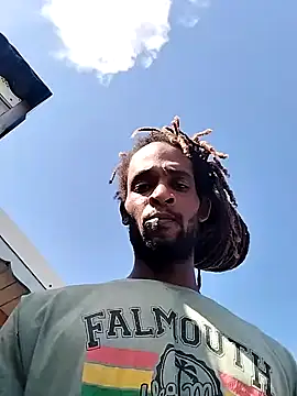 Snapshot of gwadaa9 chatting on 01/11/25, 06:01 gwadaa9 online show from 01/11/25, 06:01