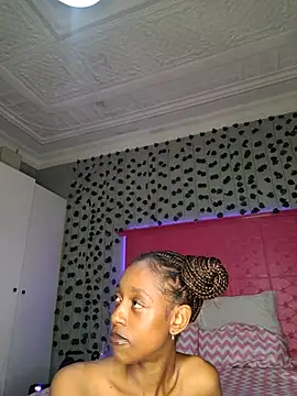 Snapshot of 02Boitybaby chatting on 07/01/26, 06:40 02Boitybaby online show from 07/01/26, 06:40