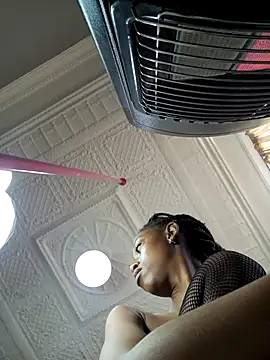 Snapshot of 02Boitybaby chatting on 07/15/26, 09:14 02Boitybaby online show from 07/15/26, 09:14