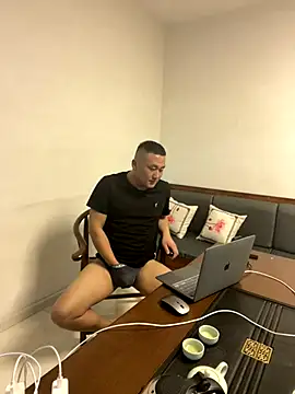 Snapshot of ShaoZian_1 chatting on 10/24/25, 03:52 ShaoZian 1 online show from 10/24/25, 03:52