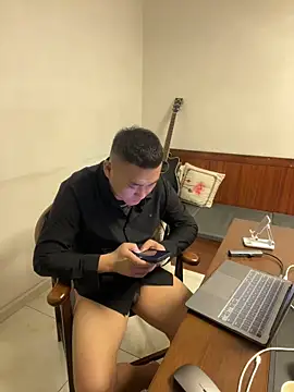 Snapshot of ShaoZian_1 chatting on 11/12/25, 02:17 ShaoZian 1 online show from 11/12/25, 02:17