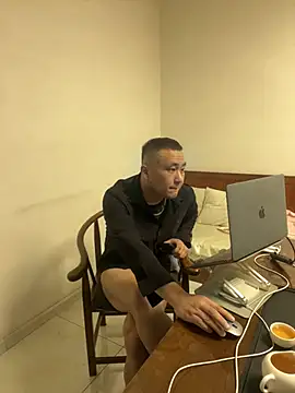 Snapshot of ShaoZian_1 chatting on 02/13/26, 03:52 ShaoZian 1 online show from 02/13/26, 03:52