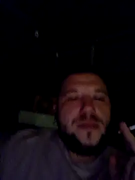 Snapshot of klydick chatting on 07/08/26, 01:54 klydick online show from 07/08/26, 01:54