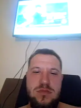 Snapshot of klydick chatting on 07/10/26, 10:45 klydick online show from 07/10/26, 10:45