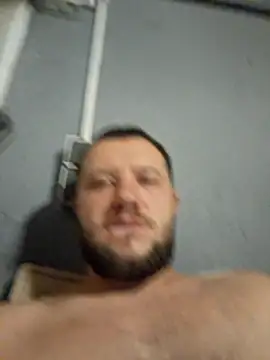 Snapshot of klydick chatting on 07/19/26, 01:53 klydick online show from 07/19/26, 01:53