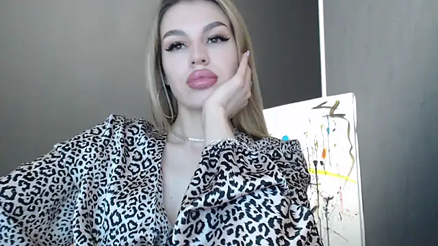 Snapshot of Your_Jessy chatting on 11/03/25, 01:56 Your Jessy online show from 11/03/25, 01:56