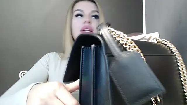 Snapshot of Your_Jessy chatting on 03/03/26, 01:17 Your Jessy online show from 03/03/26, 01:17