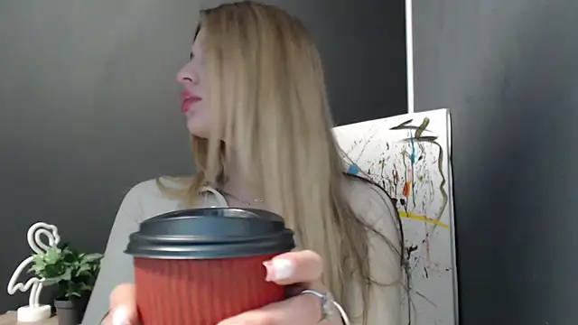 Snapshot of Your_Jessy chatting on 03/09/26, 01:59 Your Jessy online show from 03/09/26, 01:59