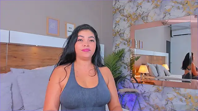 EmaBakker online show from 11/16/25, 12:33