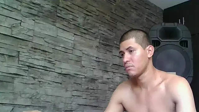 Snapshot of Sexylatin64 chatting on 09/25/25, 03:38 Sexylatin64 online show from 09/25/25, 03:38