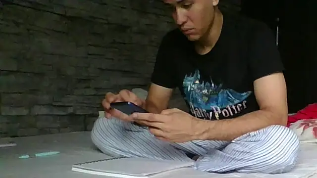 Snapshot of Sexylatin64 chatting on 04/16/26, 01:12 Sexylatin64 online show from 04/16/26, 01:12