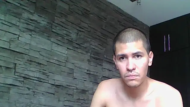 Snapshot of Sexylatin64 chatting on 06/12/26, 03:44 Sexylatin64 online show from 06/12/26, 03:44