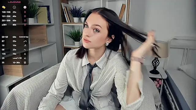 MichelleeRossf online show from 02/07/25, 06:35