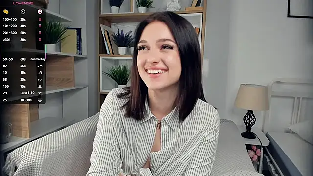 MichelleeRossf online show from 02/07/25, 12:39