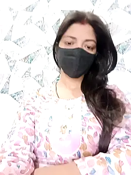 Snapshot of Mahi_Baby25 chatting on 09/24/25, 02:04 Mahi Baby25 online show from 09/24/25, 02:04