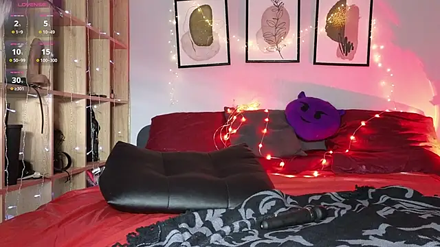 Snapshot of Devil_s_bride chatting on 09/27/25, 03:50 Devil s bride online show from 09/27/25, 03:50