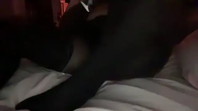 kinkysissyslut69 online show from 10/20/25, 02:34