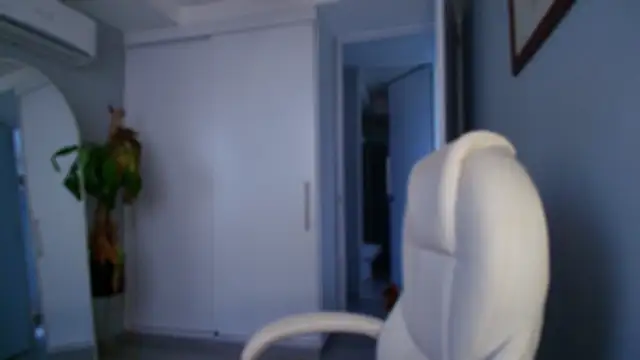 Snapshot of auroracaruso11 chatting on 10/26/25, 09:42 auroracaruso11 online show from 10/26/25, 09:42