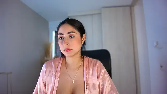 auroracaruso11 online show from 07/15/26, 06:46