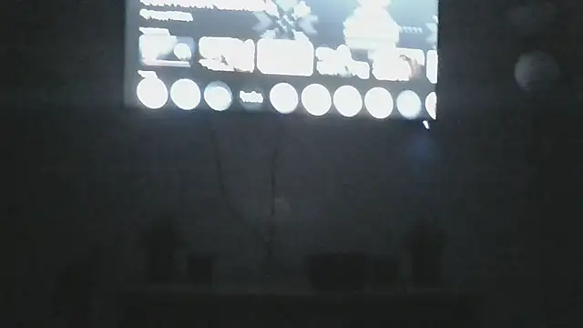 Snapshot of Stayinalive1992 chatting on 12/04/24, 05:05 Stayinalive1992 online show from 12/04/24, 05:05