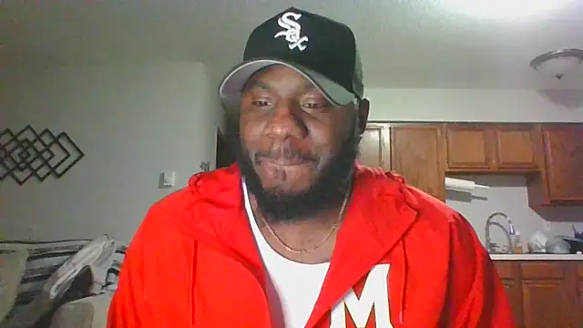 Snapshot of Stayinalive1992 chatting on 02/26/25, 03:21 Stayinalive1992 online show from 02/26/25, 03:21
