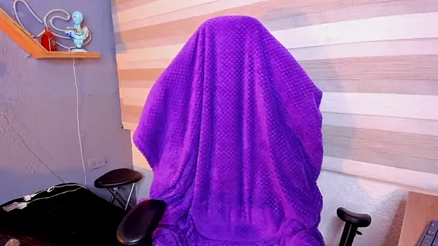 Liittleluaa  online show from 12/05/24, 11:38