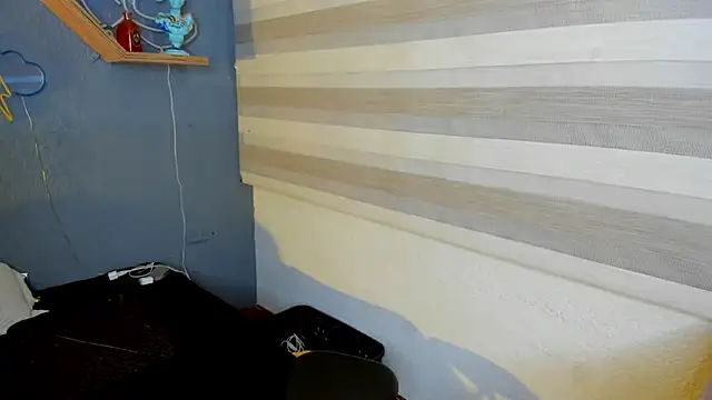 Liittleluaa  online show from 12/17/24, 01:16