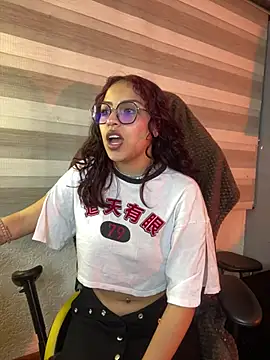 Liittleluaa  online show from 01/27/25, 12:16