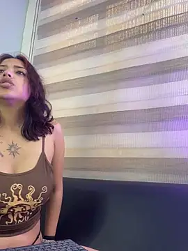 Liittleluaa  online show from 03/01/25, 03:38