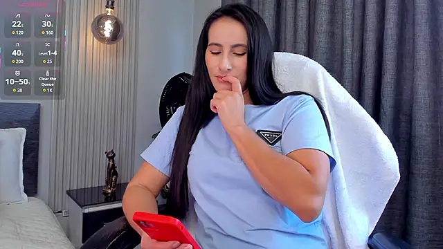 SaraGomez1 online show from 07/27/26, 03:41