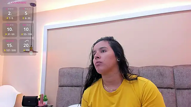 Snapshot of Dilan_y_Mia chatting on 12/05/24, 01:17 Dilan y Mia online show from 12/05/24, 01:17