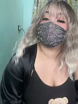 Snapshot of belquiis chatting on 02/17/25, 11:53 belquiis online show from 02/17/25, 11:53