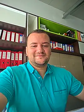 Snapshot of KarlosCarutox chatting on 09/24/25, 07:12 KarlosCarutox online show from 09/24/25, 07:12